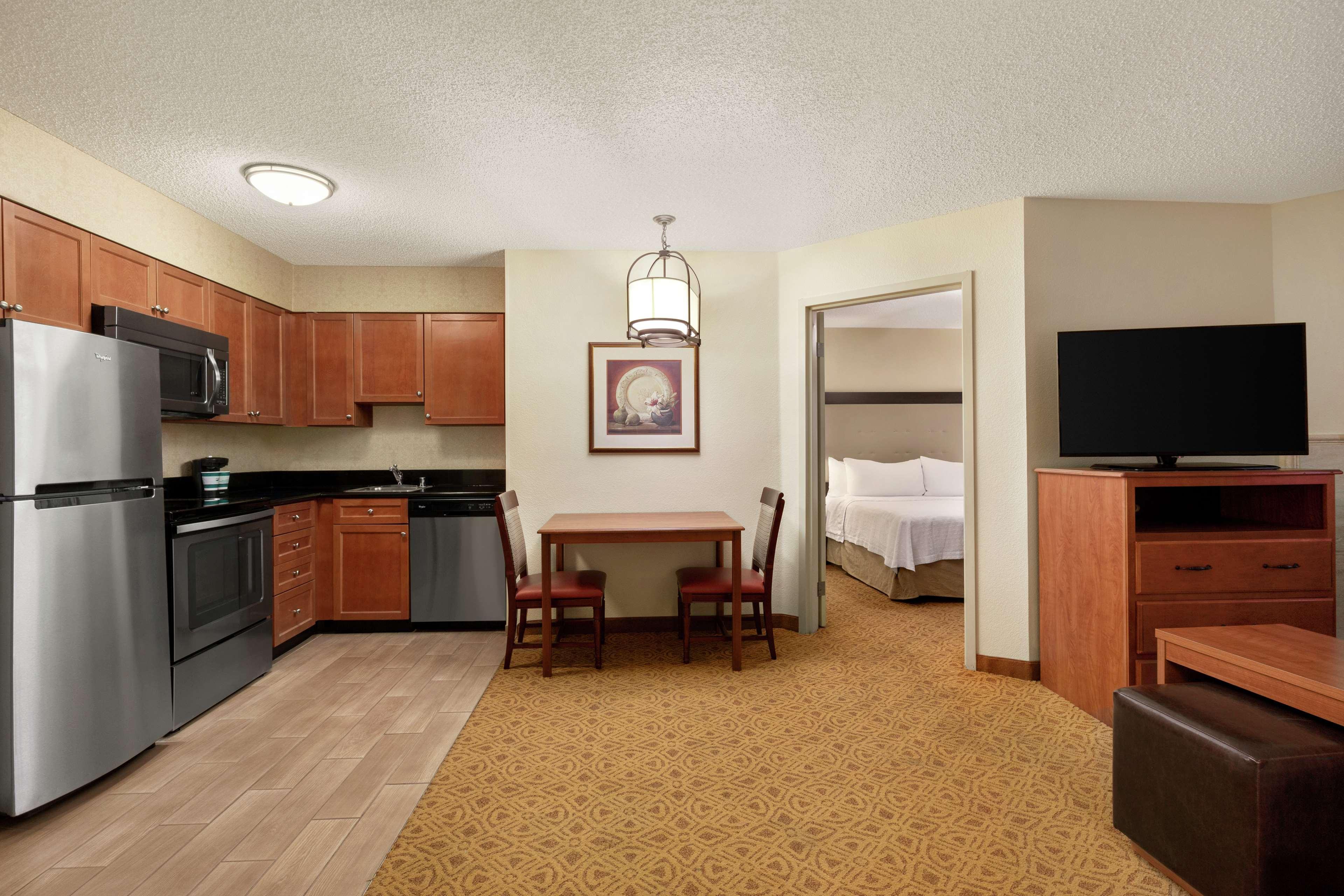 Homewood Suites By Hilton Dallas-Park Central Area Екстер'єр фото