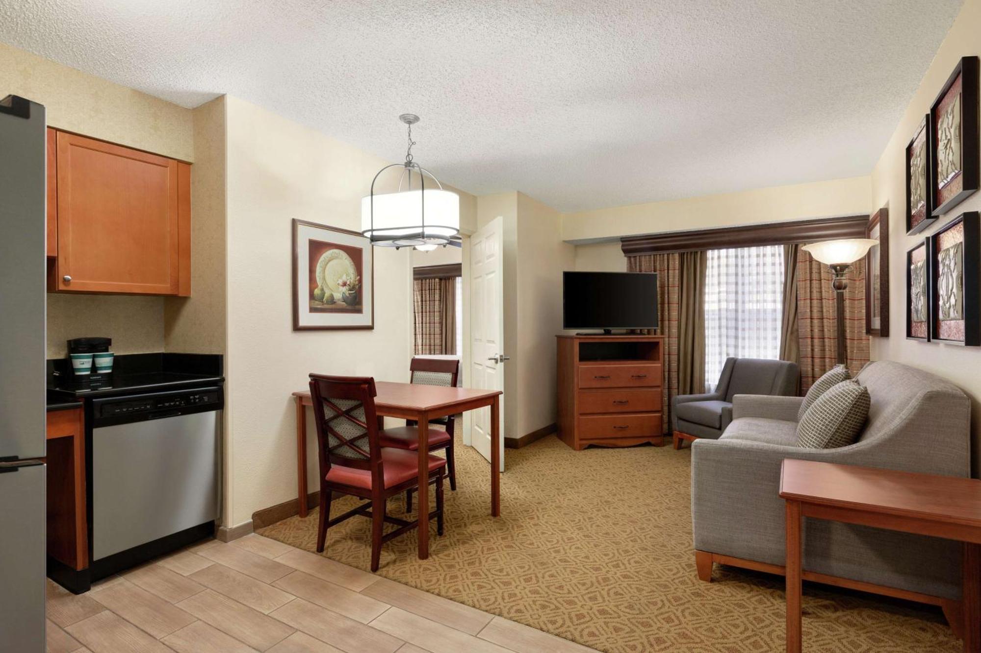 Homewood Suites By Hilton Dallas-Park Central Area Екстер'єр фото