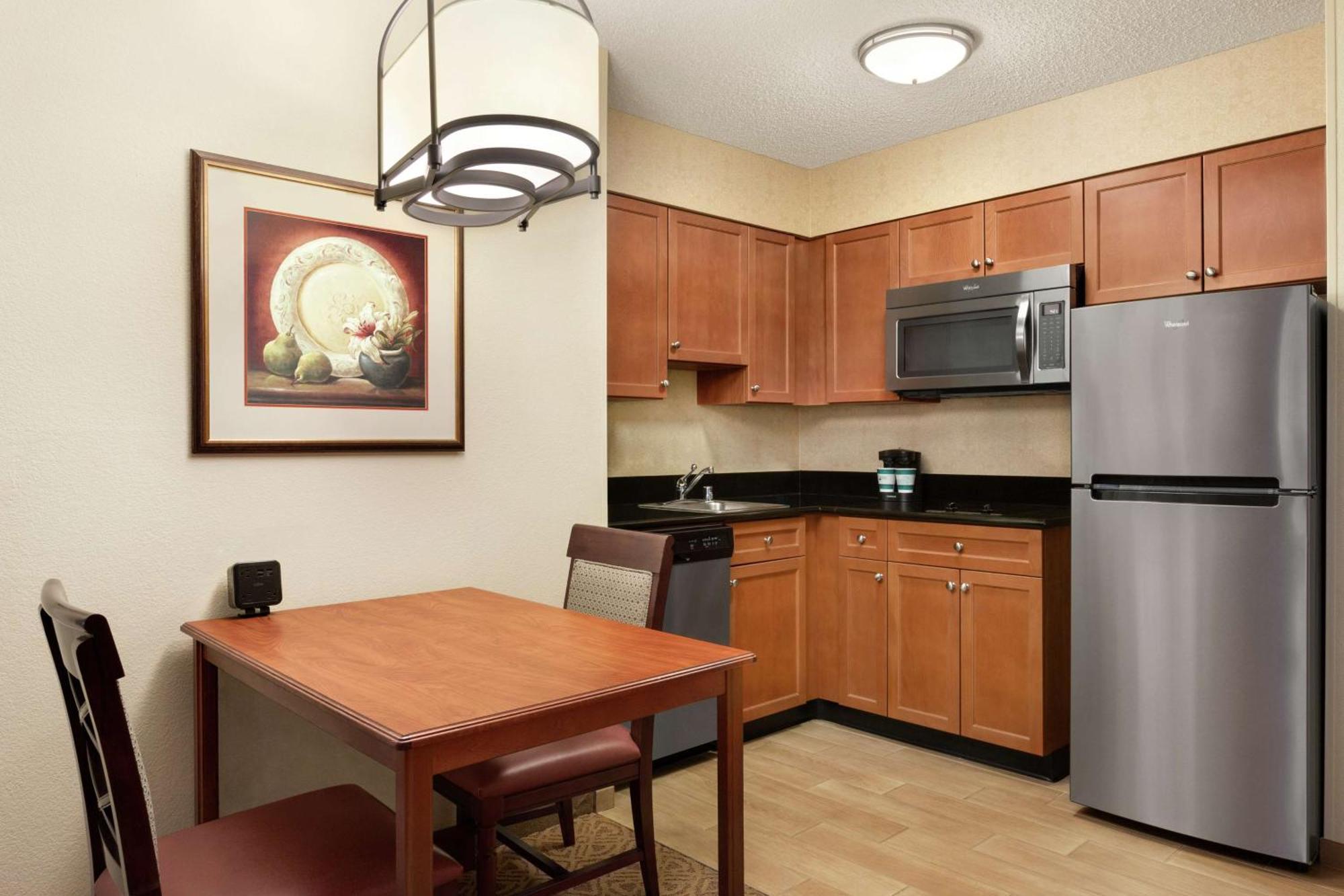 Homewood Suites By Hilton Dallas-Park Central Area Екстер'єр фото